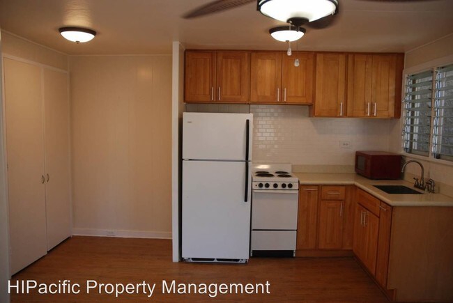 Building Photo - 821 Kinau St