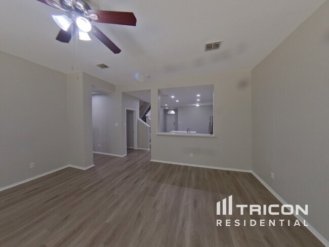 Foto del edificio - 1718 White Pine Trail