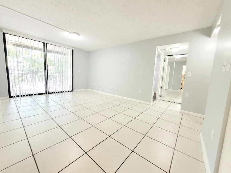 Primary Photo - 3611 SW 117th Ave
