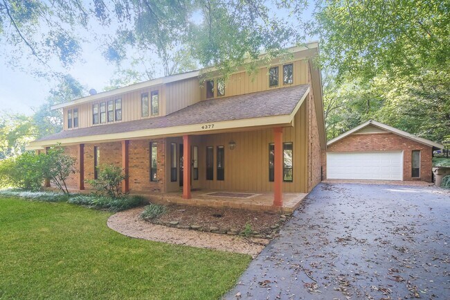 Building Photo - 4377 Wildwood Rd