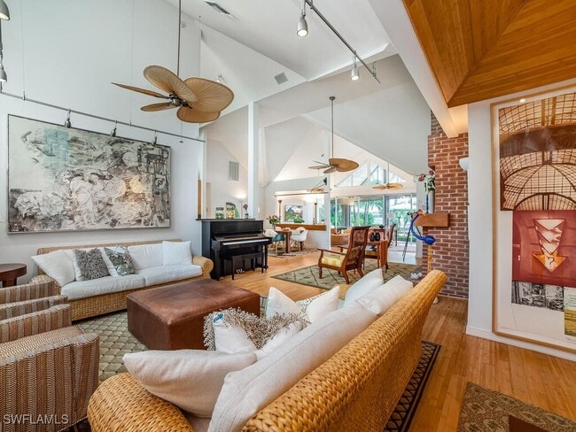 Building Photo - 883 Galleon Dr