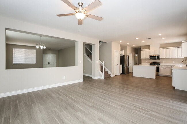 Building Photo - 6516 Plum Orchard Cir