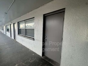 Building Photo - 2475 18th Ave S