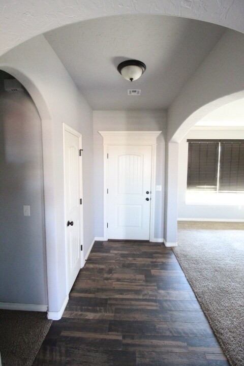 Building Photo - 20659 Landmark Dr