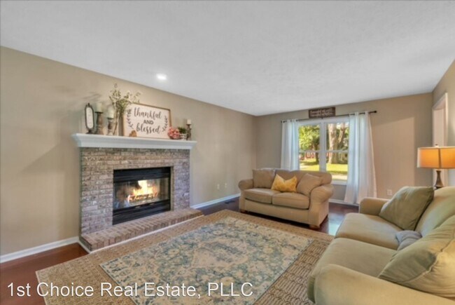 Building Photo - 5 br, 2.5 bath House - 174 Newman Rd