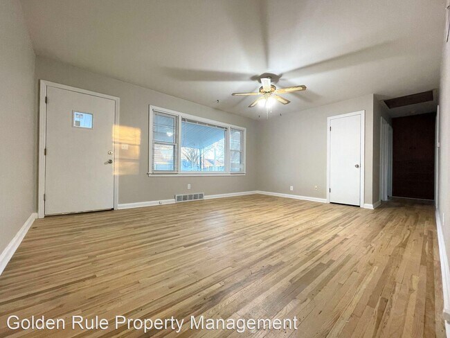 Foto del edificio - 3 br, 1 bath House - 1019 College Ln