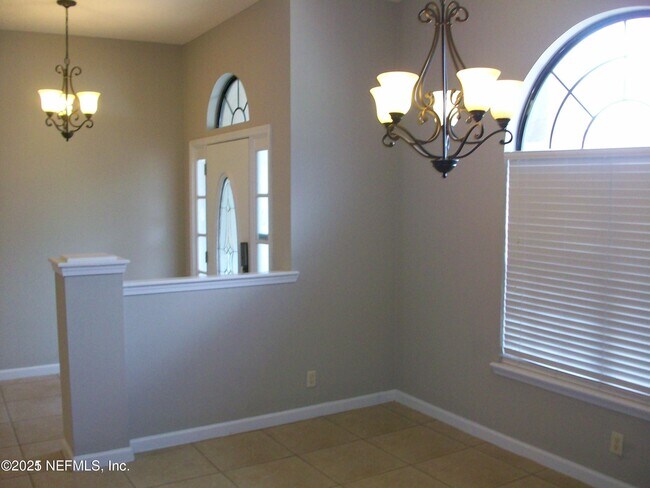 Foto del edificio - 2185 Walkers Glen Ln