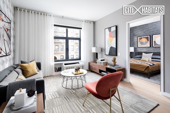 Building Photo - Astor Broadway