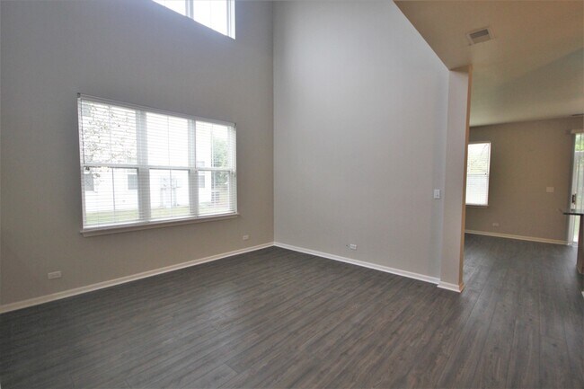 Building Photo - 2926 Langston Cir