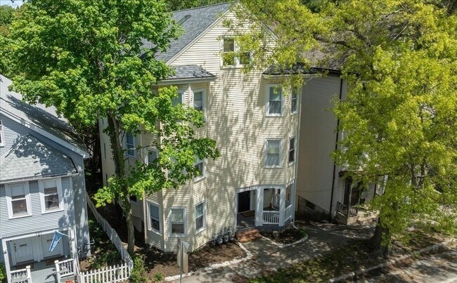 Building Photo - 755 Boylston St