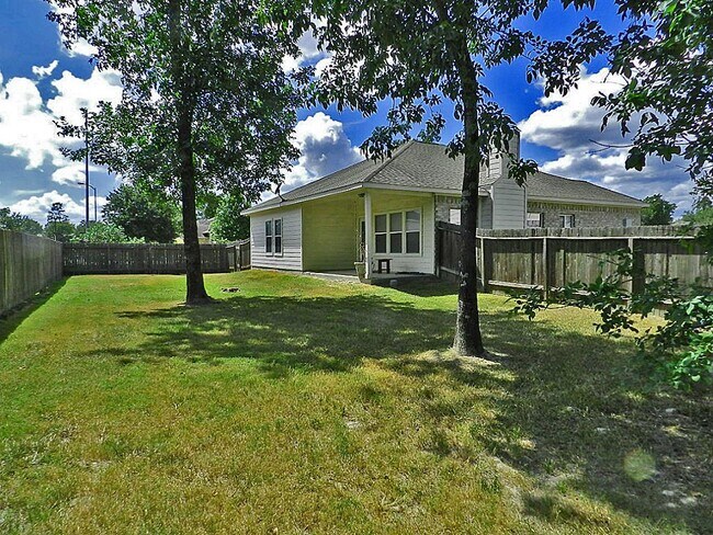 Building Photo - 802 Marksey Ct