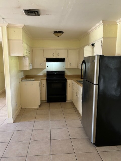 Foto del edificio - 112 Summit Dr