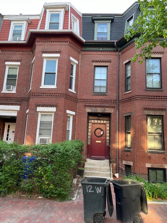 Front of house - 12 Wigglesworth St
