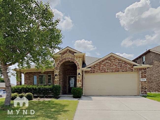 Building Photo - 5591 Coventry Drive