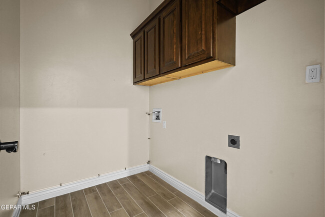 Foto del edificio - 12333 Desert Dove Ave