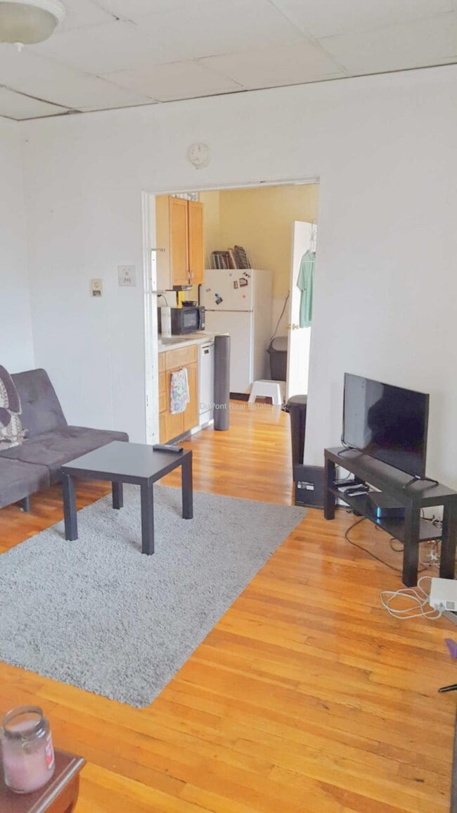 Building Photo - 3 bedroom in Boston MA 02113