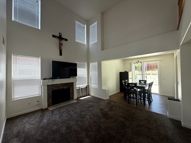 Foto del edificio - 1537 Oyster Bay Ct