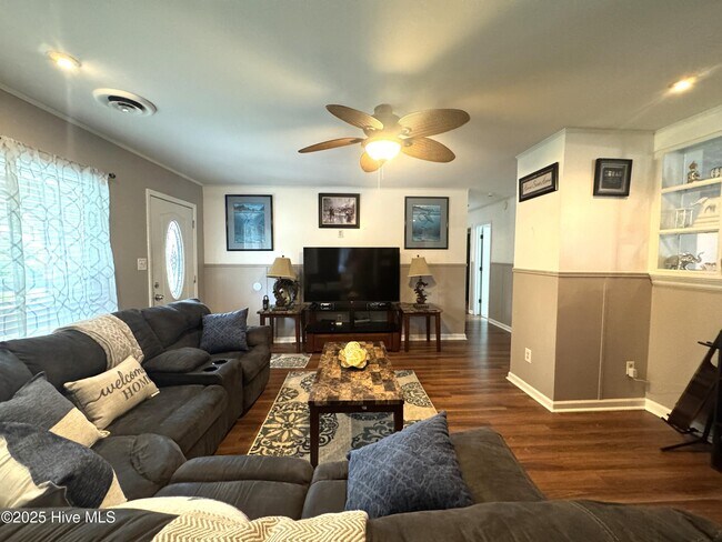 Foto del edificio - 6017 E Red Oak Ct