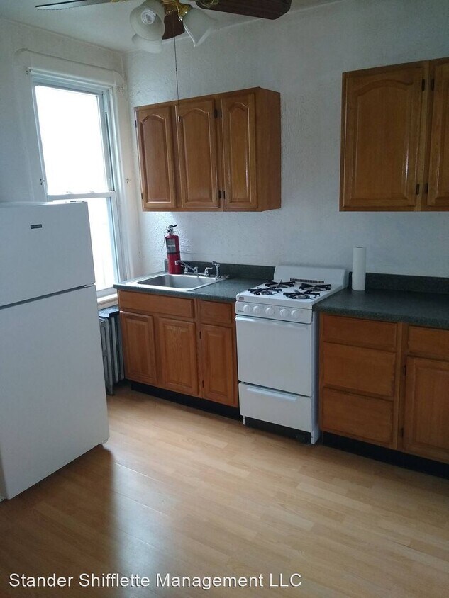 Primary Photo - 823 W 36th St