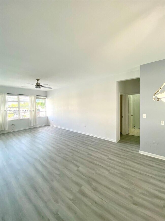 4710 Pine Tree Dr Unit 48, Miami Beach, FL 33140 Condo for Rent in