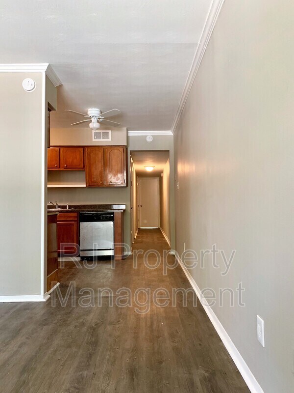Foto del edificio - 2093 Jefferson Ave