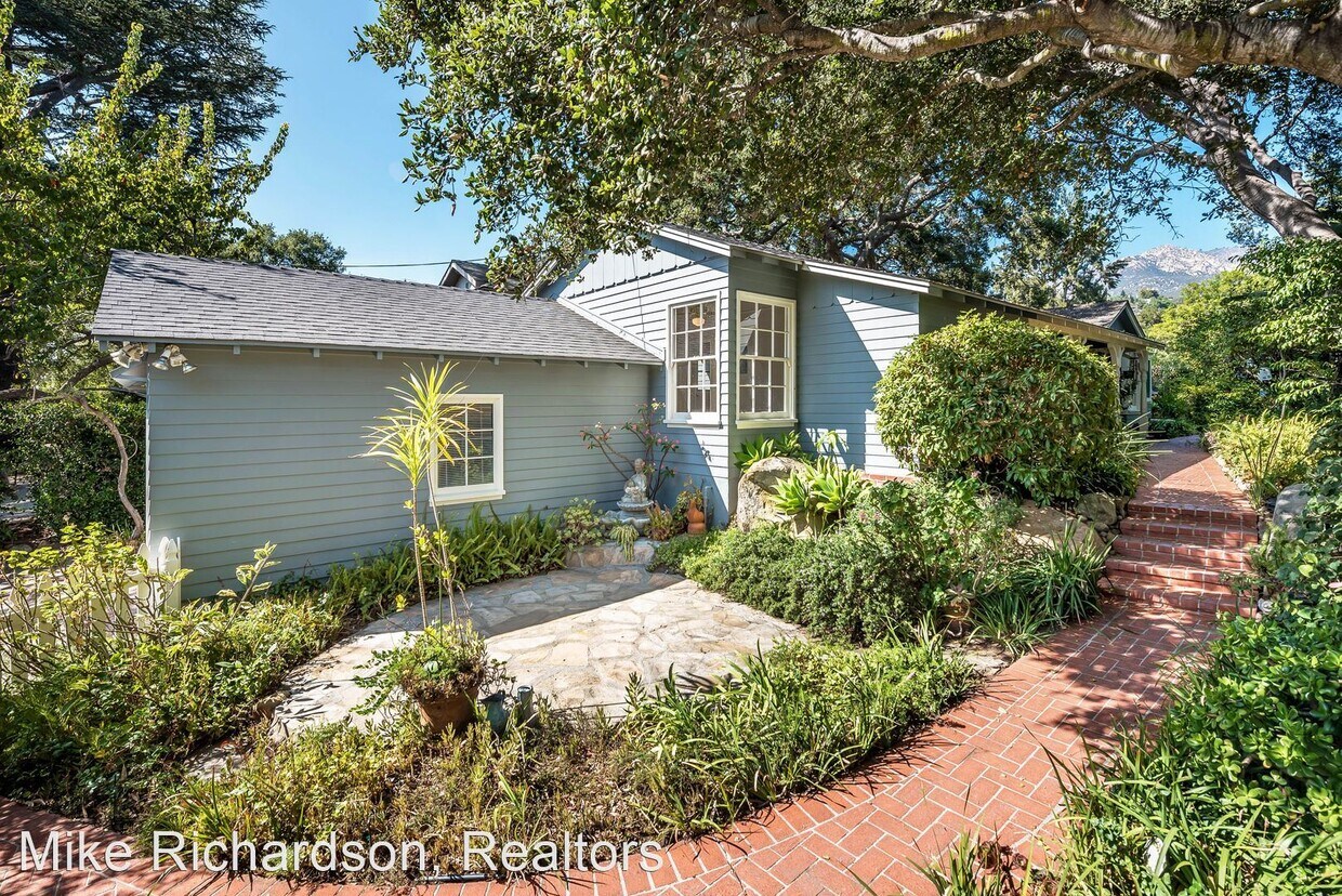 Primary Photo - 2 br, 1 bath House - 2730 Puesta Del Sol