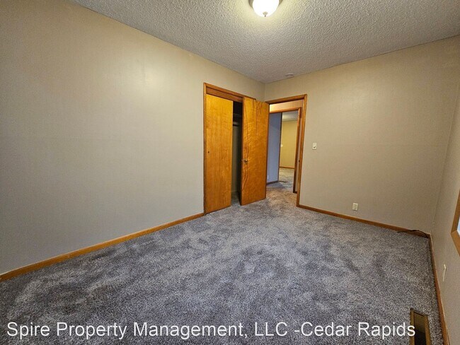 Building Photo - 3 br, 2 bath House - 2801 J ST SW
