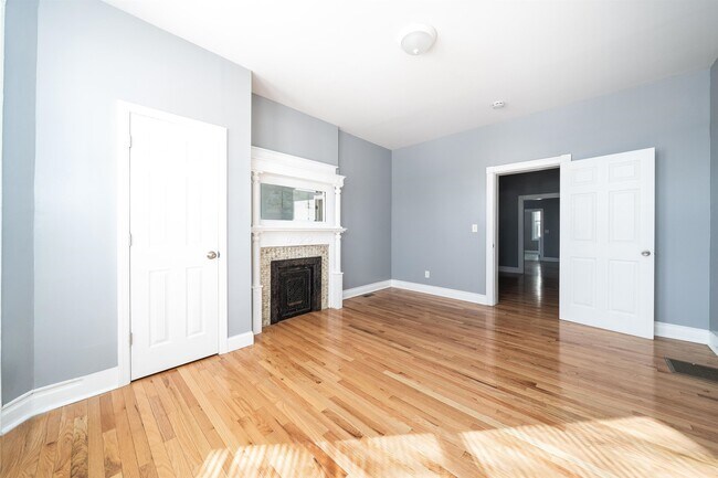 Foto del edificio - 159 Milford Ave