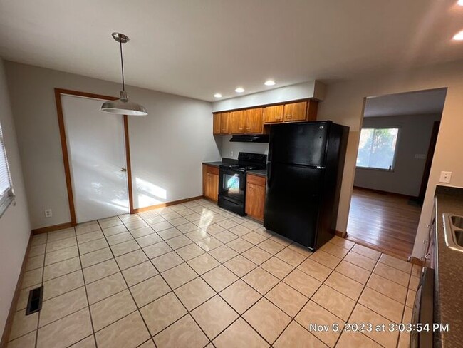 Building Photo - 3 Bedroom Ranch  on East side