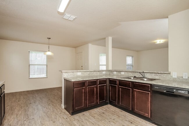 Building Photo - 4730 War Horse Dr