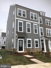 Building Photo - 1624 Grove Chestnut Rd