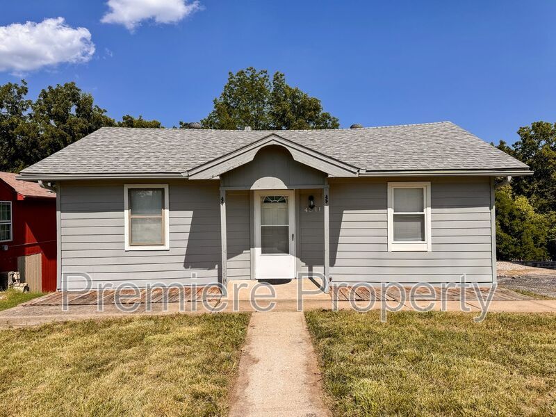 Foto principal - 4311 N Spruce Ave