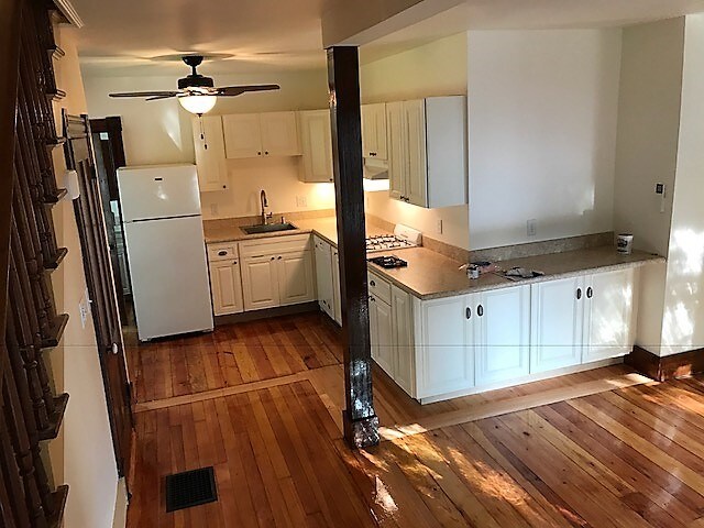 Kitchen - 25 Beech St