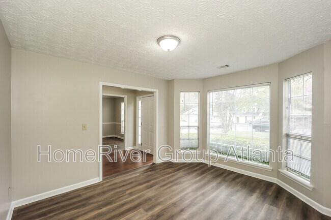 Foto del edificio - 8432 Cedar Creek Ridge