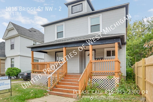 Building Photo - 1016 Bridge St NW