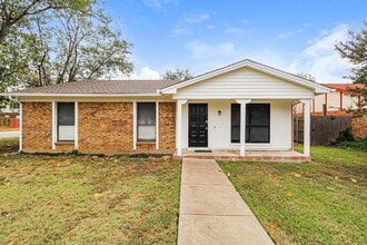 Building Photo - 6628 Brookdale Dr