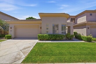Building Photo - 7369 E Del Acero Dr