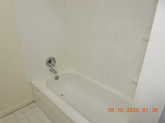 Foto del edificio - 6305 Westward St