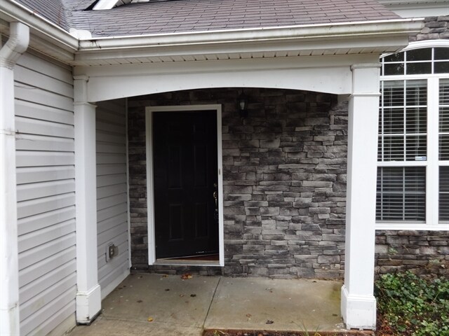Building Photo - 133 Weatherstone Drive