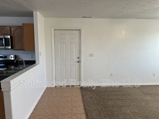 Building Photo - 333 Spring Creek Pkwy