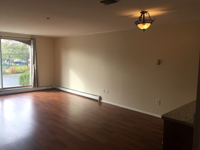 Building Photo - 4080 W Rivers Edge Cir