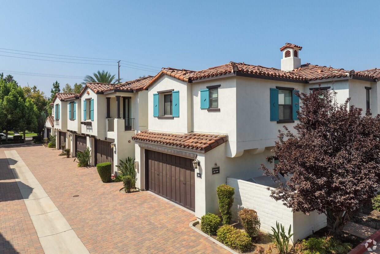 Building Photo - Villas Bonita Apartments