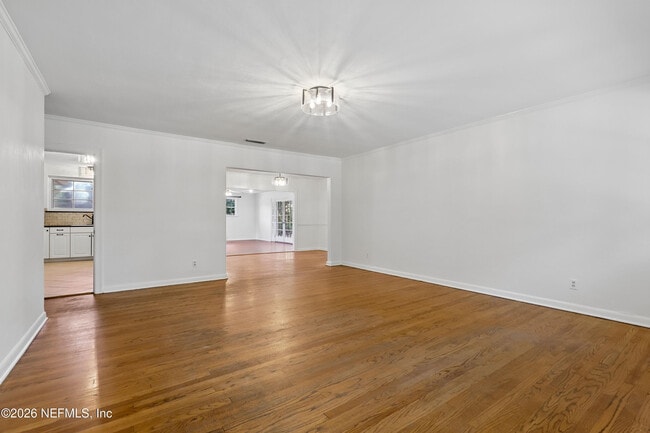 Building Photo - 1367 Riverbirch Ln
