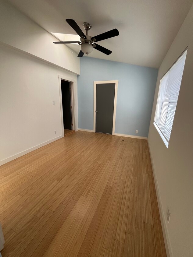 living room/backdoor - 426 Casanova St