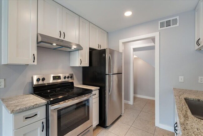 Foto del edificio - 1703 Coronado Hills Dr