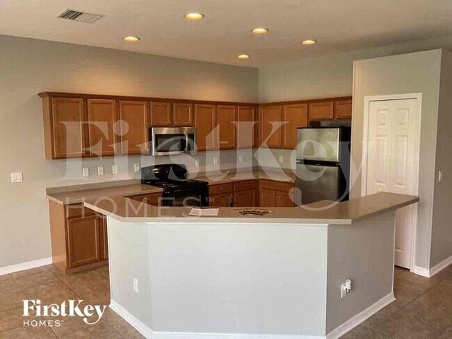Foto del edificio - 7976 113th Ave Cir E