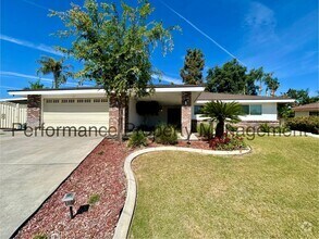 Building Photo - 2705 Carlisle Ct