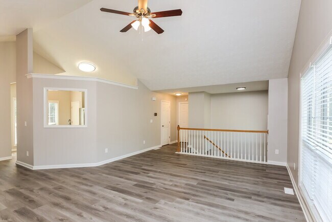 Foto del edificio - 5965 Tallant Dr