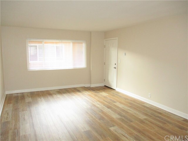 Building Photo - 213 Avenida Monterey