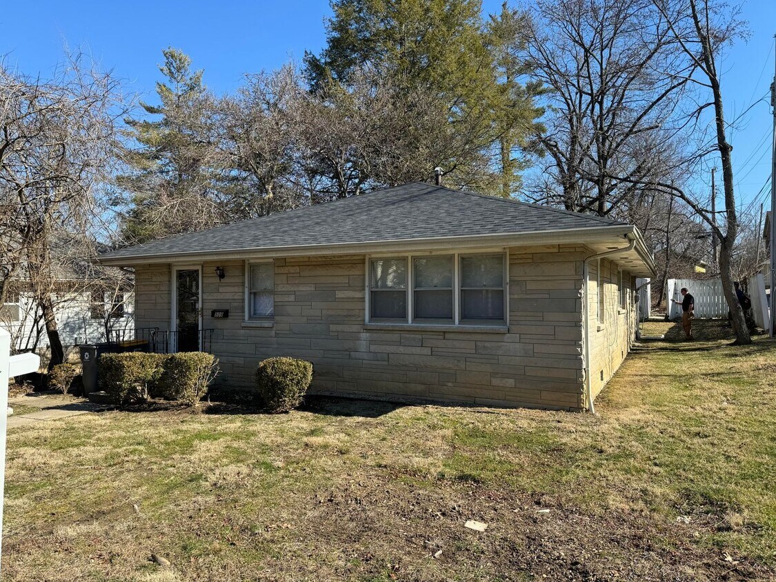 Primary Photo - 509 S Highland Ave